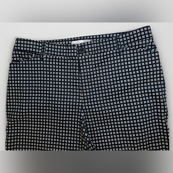 Gloria Vanderbilt Khaki UnItd Navy Blue White Geometric Capri Pants 16 33x18 - Picture 4 of 5